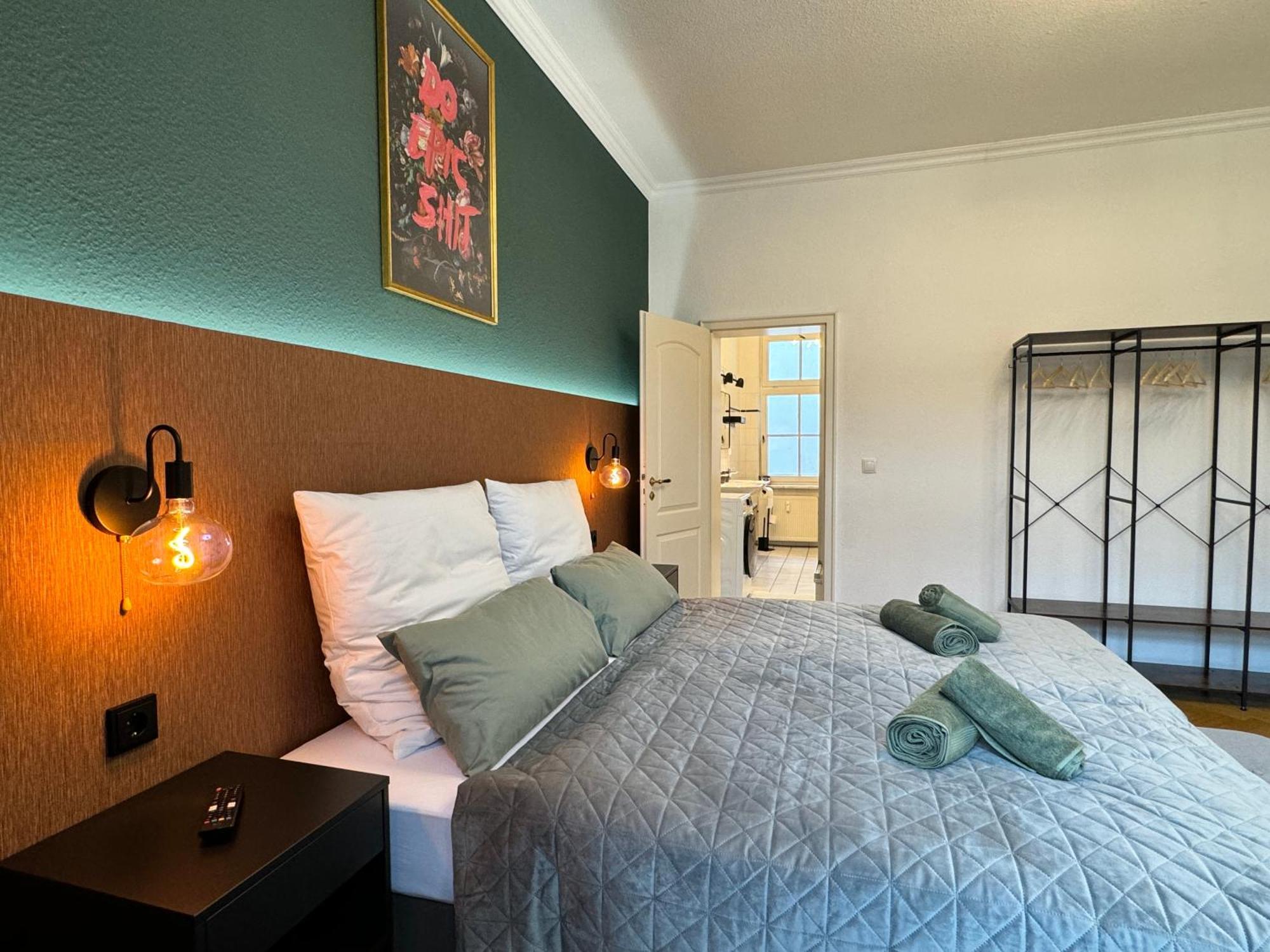 Rebelrents #4 Design Trifft Komfort - Einzigartiges Ferienapartment In Der Nahe Des Hauptbahnhofs Halle  Ngoại thất bức ảnh