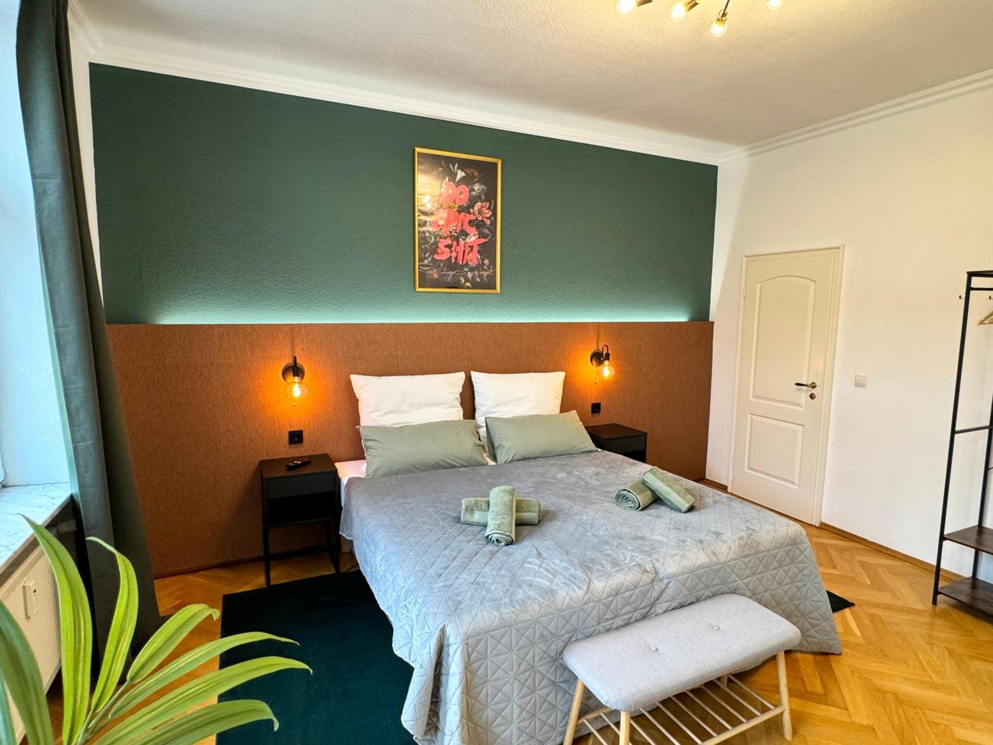 Rebelrents #4 Design Trifft Komfort - Einzigartiges Ferienapartment In Der Nahe Des Hauptbahnhofs Halle  Ngoại thất bức ảnh