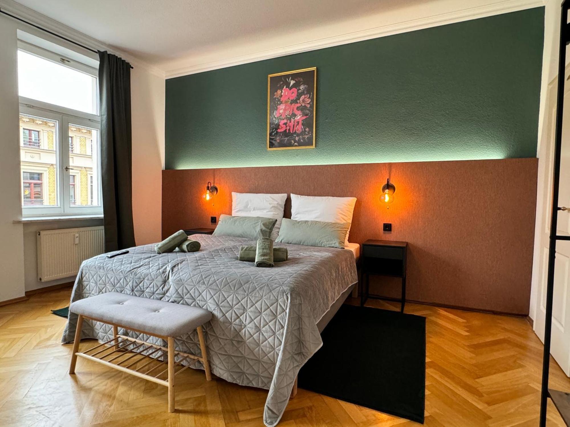 Rebelrents #4 Design Trifft Komfort - Einzigartiges Ferienapartment In Der Nahe Des Hauptbahnhofs Halle  Ngoại thất bức ảnh