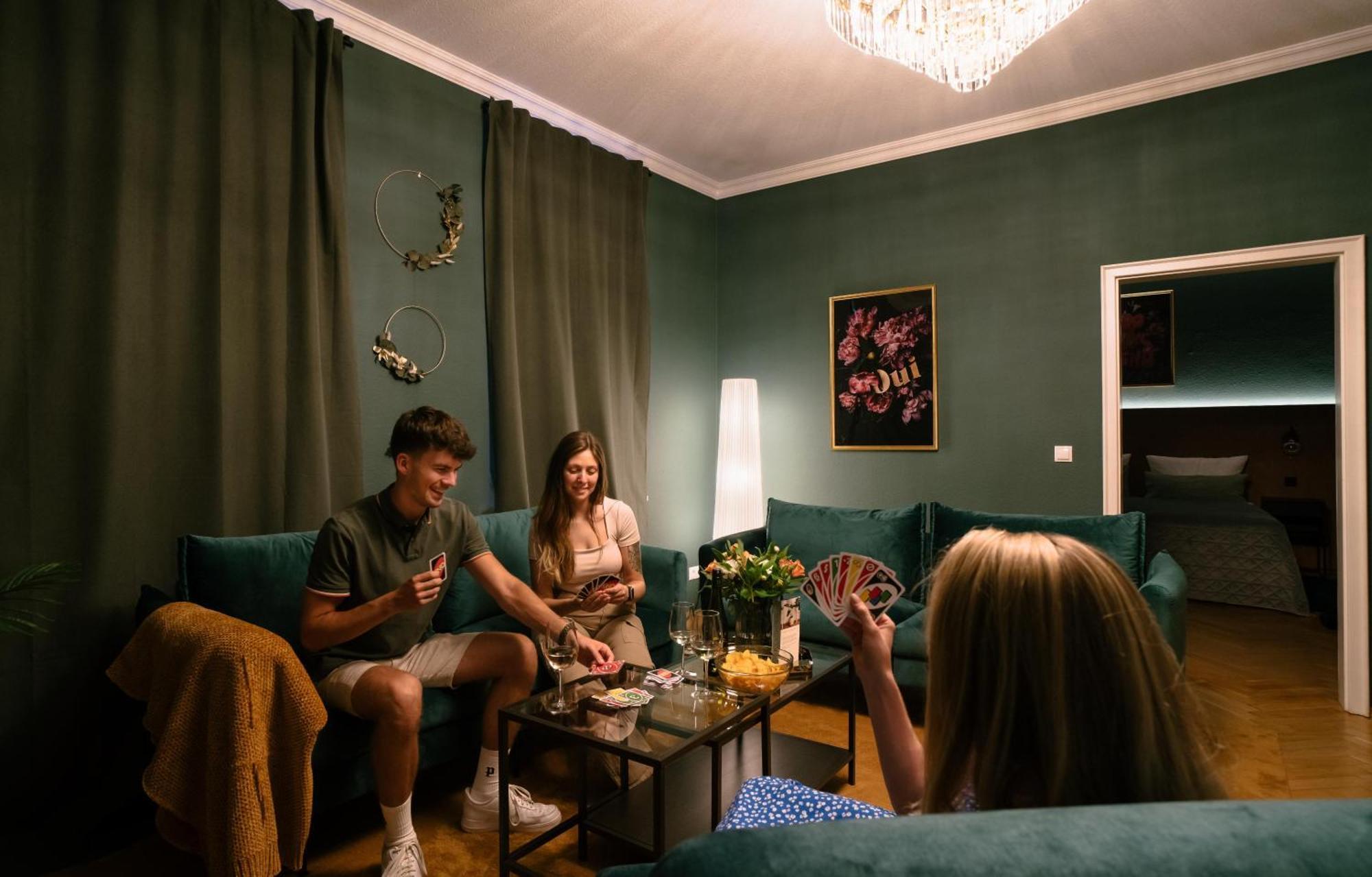 Rebelrents #4 Design Trifft Komfort - Einzigartiges Ferienapartment In Der Nahe Des Hauptbahnhofs Halle  Ngoại thất bức ảnh
